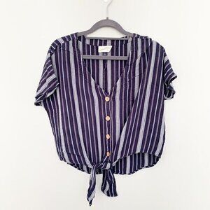 5/$25 Universal Thread striped boho peasant tie front short sleeve top - small‎